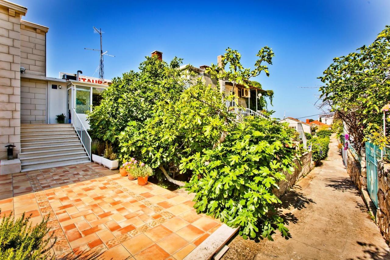 St. Nicholas Rooms Χβαρ Εξωτερικό φωτογραφία
